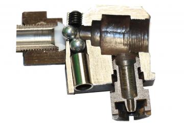 Корпус клапана для МР-654К-32 расточенный с рег винтом для шариков и проточкой под зацеп
